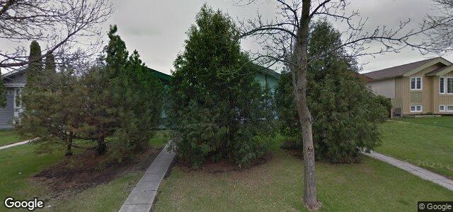 Larawan ng 42 Brophy Avenue sa Winnipeg, Manitoba