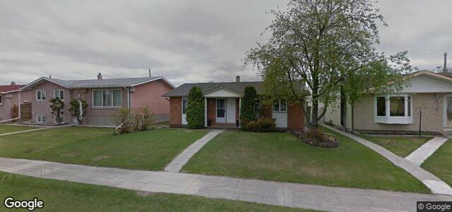 Larawan ng 42 Ringel Avenue sa Winnipeg, Manitoba