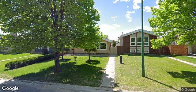 Larawan ng 42 Timmins Avenue sa Winnipeg, Manitoba