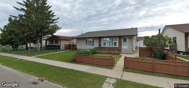 Larawan ng 43 Dingle Street sa Winnipeg, Manitoba