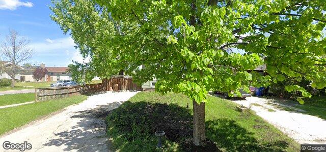 Larawan ng 45 Timmins Avenue sa Winnipeg, Manitoba