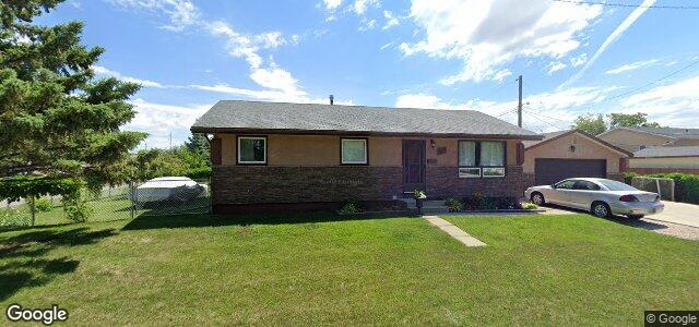 Larawan ng 48 Sanderson Avenue sa Winnipeg, Manitoba