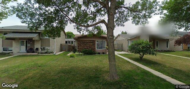 Larawan ng 50 Fairgrove Bay sa Winnipeg, Manitoba