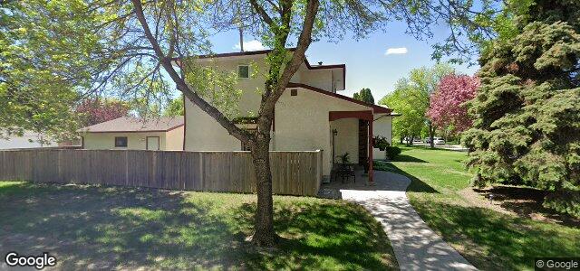 Larawan ng 50 Wendon Bay sa Winnipeg, Manitoba