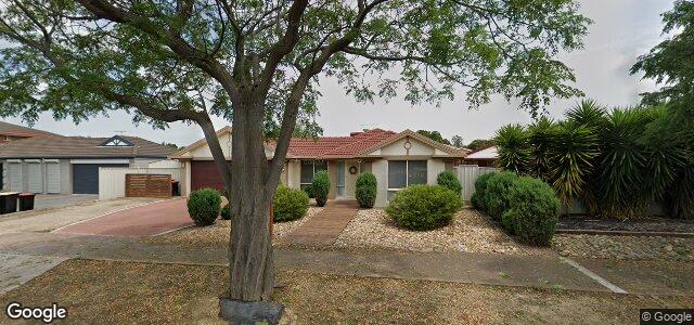 Larawan ng 52 Chisholm Drive sa Winnipeg, Manitoba