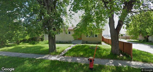 Larawan ng 52 Eckhardt Avenue sa Winnipeg, Manitoba