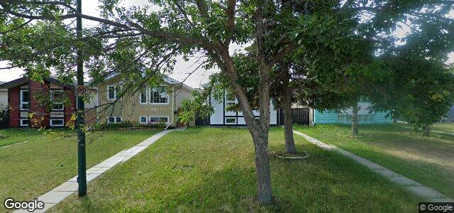 Larawan ng 54 Brophy Avenue sa Winnipeg, Manitoba