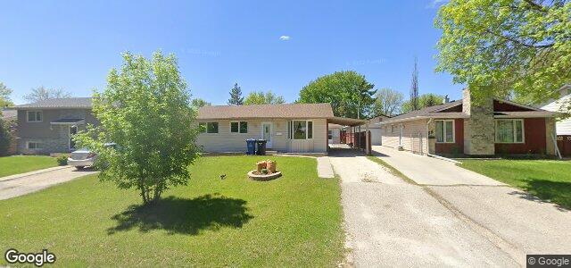 Larawan ng 54 Finestone Street sa Winnipeg, Manitoba