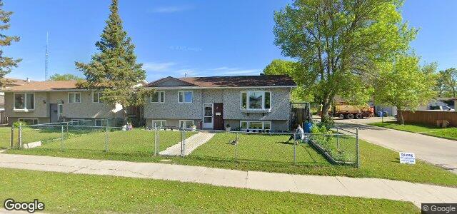 Larawan ng 57 Manley Avenue sa Winnipeg, Manitoba
