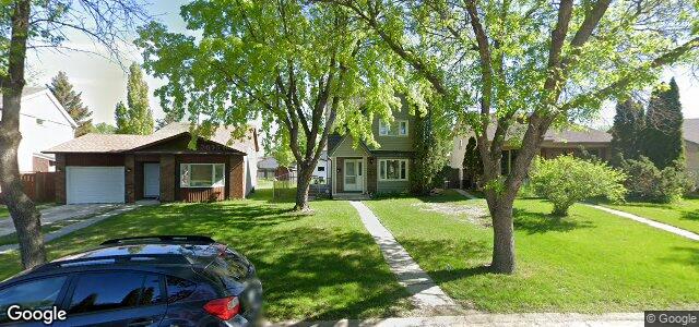 Photo of 58 Montbrook Road in Winnipeg, Manitoba