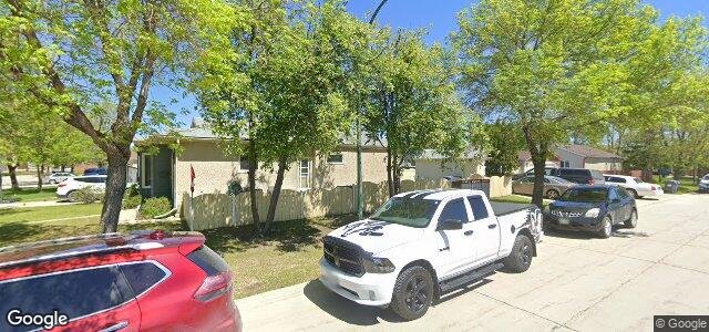 Larawan ng 60 Chisholm Drive sa Winnipeg, Manitoba