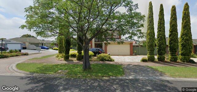 Larawan ng 61 Chisholm Drive sa Winnipeg, Manitoba