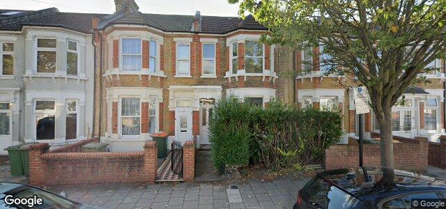 Larawan ng 62 Lucas Avenue sa Winnipeg, Manitoba