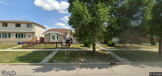 Larawan ng 65 Kinver Avenue sa Winnipeg, Manitoba
