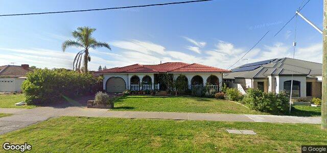 Larawan ng 65 Malibu Road sa Winnipeg, Manitoba