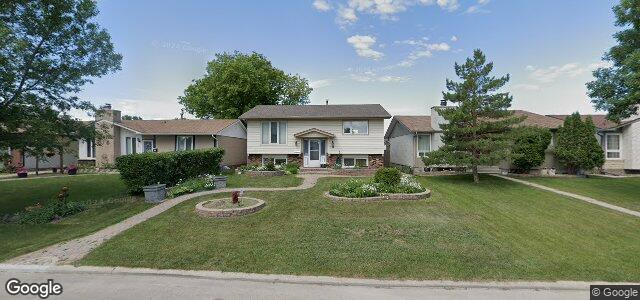 Larawan ng 66 Sumter Crescent sa Winnipeg, Manitoba
