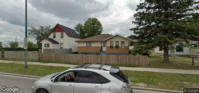 Larawan ng 664 Keewatin Street sa Winnipeg, Manitoba
