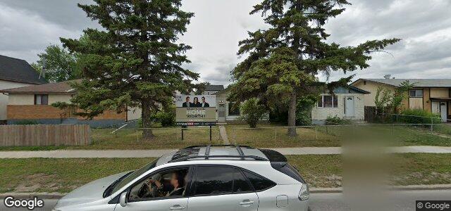 Larawan ng 668 Keewatin Street sa Winnipeg, Manitoba