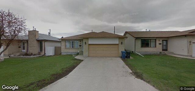 Larawan ng 68 Ringel Avenue sa Winnipeg, Manitoba