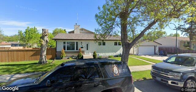 Larawan ng 69 Manley Avenue sa Winnipeg, Manitoba