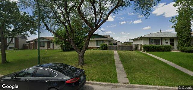 Larawan ng 70 Avery Drive sa Winnipeg, Manitoba