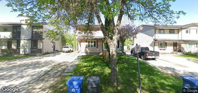 Larawan ng 71 Charter Drive sa Winnipeg, Manitoba