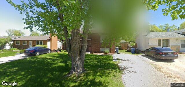 Larawan ng 71 Finestone Street sa Winnipeg, Manitoba