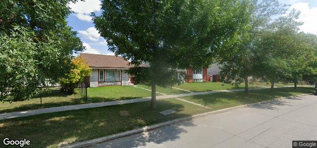 Larawan ng 71 Kinver Avenue sa Winnipeg, Manitoba