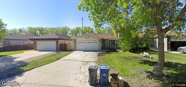 Larawan ng 71 Poplynn Drive sa Winnipeg, Manitoba