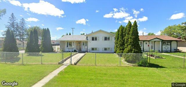 Larawan ng 72 Dingle Street sa Winnipeg, Manitoba