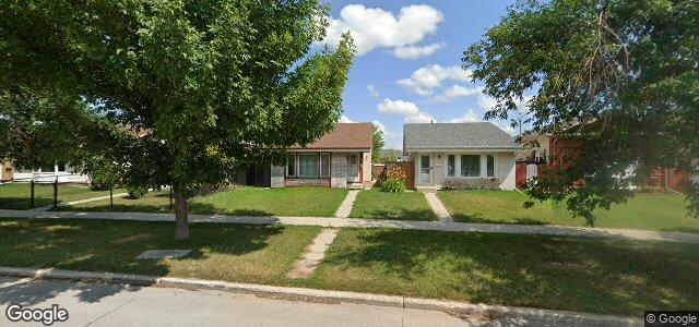 Larawan ng 73 Kinver Avenue sa Winnipeg, Manitoba