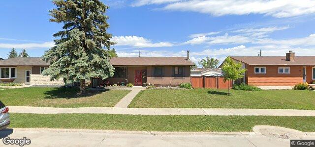 Larawan ng 77 Eckhardt Avenue sa Winnipeg, Manitoba