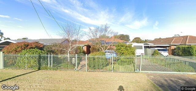 Larawan ng 78 Inglis Street sa Winnipeg, Manitoba