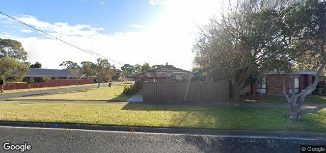 Larawan ng 79 Inglis Street sa Winnipeg, Manitoba