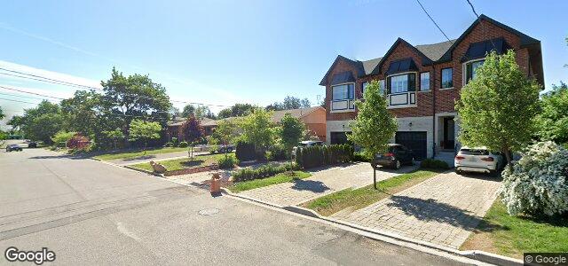 Larawan ng 82 Hunt Avenue sa Winnipeg, Manitoba