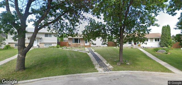 Larawan ng 82 Sumter Crescent sa Winnipeg, Manitoba