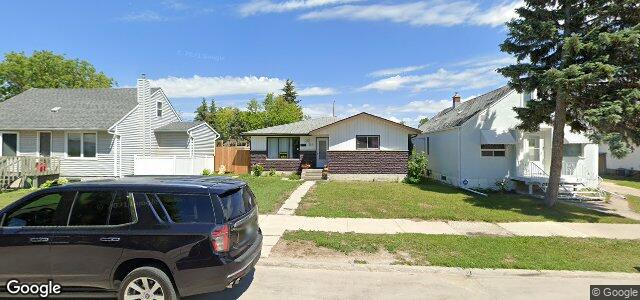 Larawan ng 83 Hunt Avenue sa Winnipeg, Manitoba
