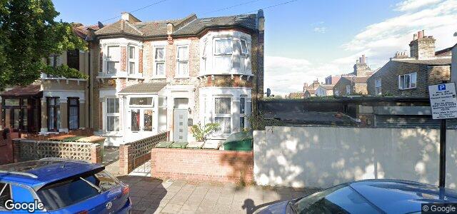 Larawan ng 85 Lucas Avenue sa Winnipeg, Manitoba