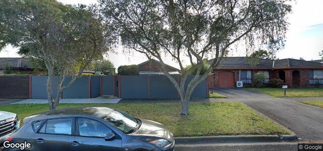 Larawan ng 87 Inglis Street sa Winnipeg, Manitoba