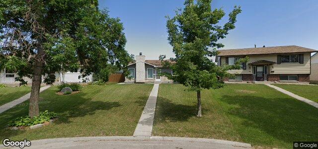 Larawan ng 90 Sumter Crescent sa Winnipeg, Manitoba