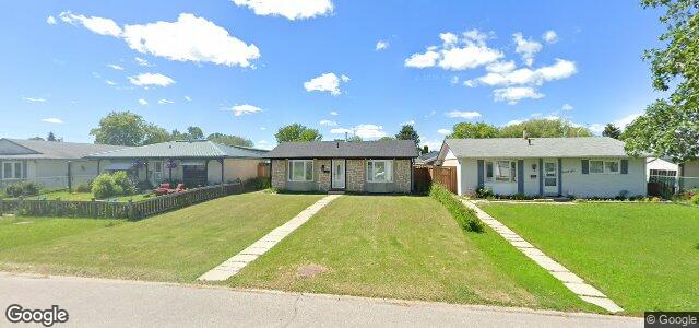 Larawan ng 92 Dingle Street sa Winnipeg, Manitoba