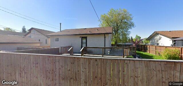 Larawan ng 97 Ringel Avenue sa Winnipeg, Manitoba