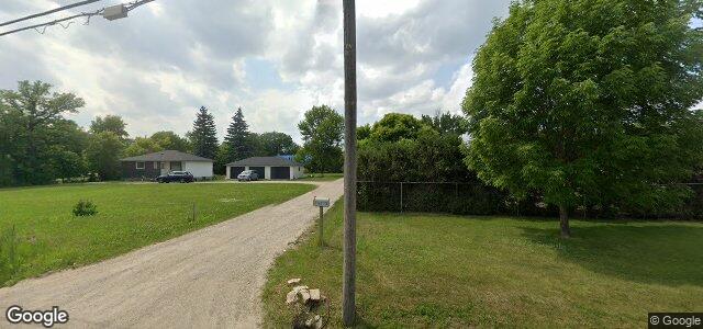 Larawan ng 2112 Henderson Highway sa Winnipeg, Manitoba