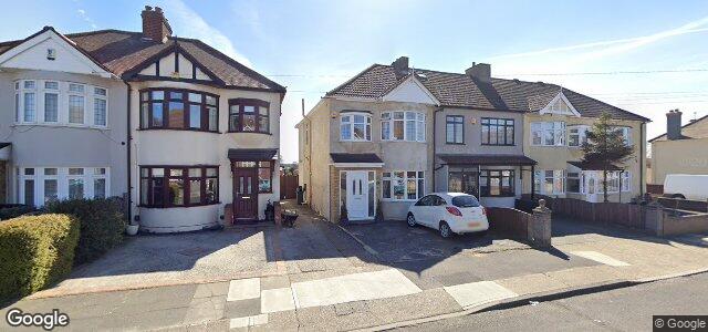 Larawan ng 5 Eastwood Drive sa Winnipeg, Manitoba