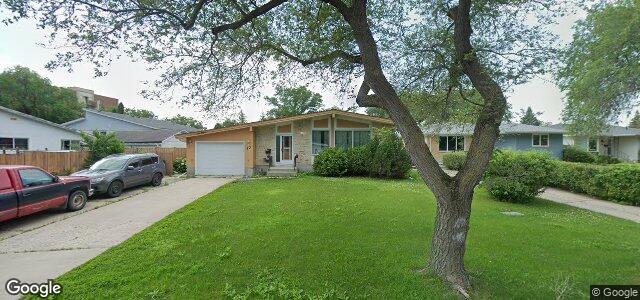 Larawan ng 10 Flett Avenue sa Winnipeg, Manitoba