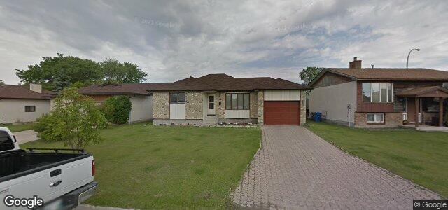 Larawan ng 10 Jeffrey Crescent sa Winnipeg, Manitoba