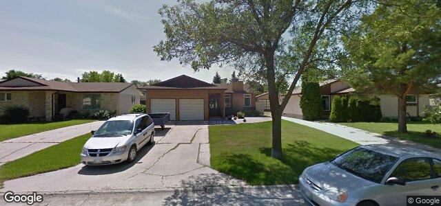 Larawan ng 10 Stacey Bay sa Winnipeg, Manitoba