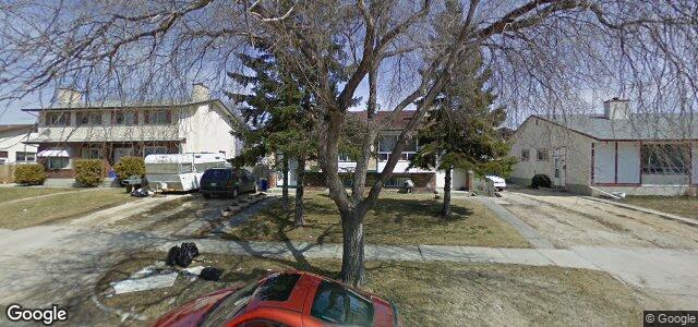 Larawan ng 1001 Kimberly Avenue sa Winnipeg, Manitoba