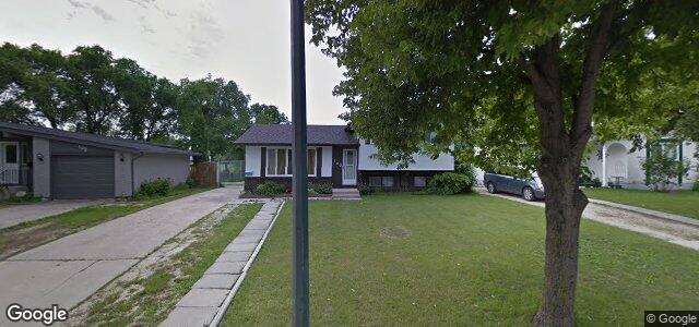 Larawan ng 103 Lemmen Drive sa Winnipeg, Manitoba