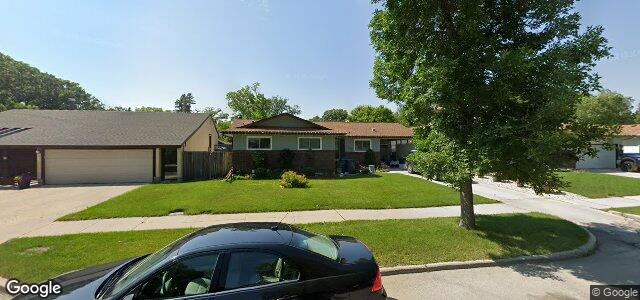 Larawan ng 1034 Louelda Street sa Winnipeg, Manitoba